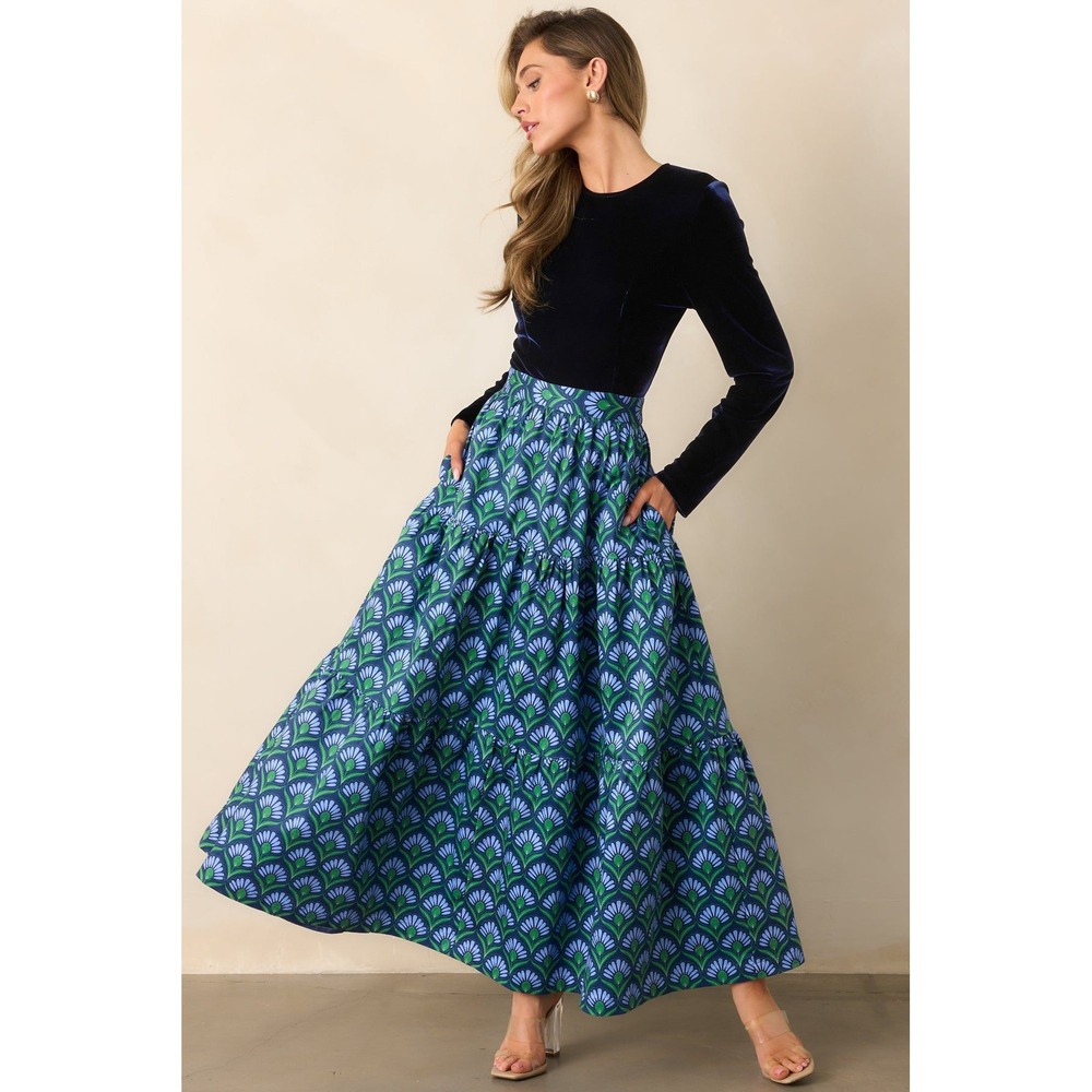 Prosperina Women Navy Velvet Long Sleeve Tiered Floral Maxi Dress NWT XSmall